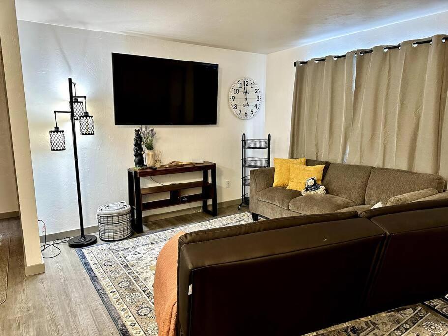 Comfortable 2Br Apt Central Fairbanks Exterior foto